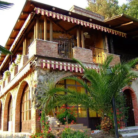 Ippotur Medieval Holiday park 2*