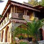 Parco vacanze Ippotur Medieval 2*
