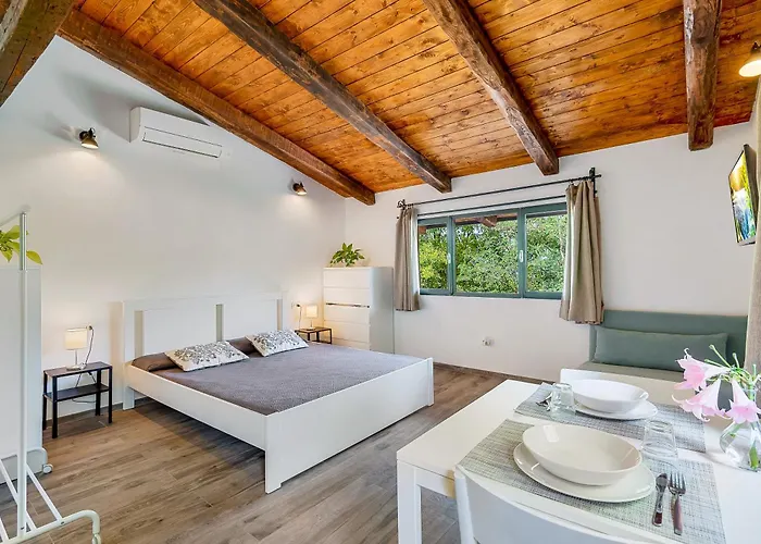 Ippotur Medieval Prázdninový areál Castelnuovo Magra