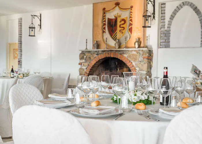 Ippotur Medieval 2* Castelnuovo Magra