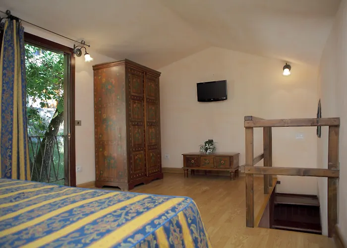 Ippotur Medieval Castelnuovo Magra