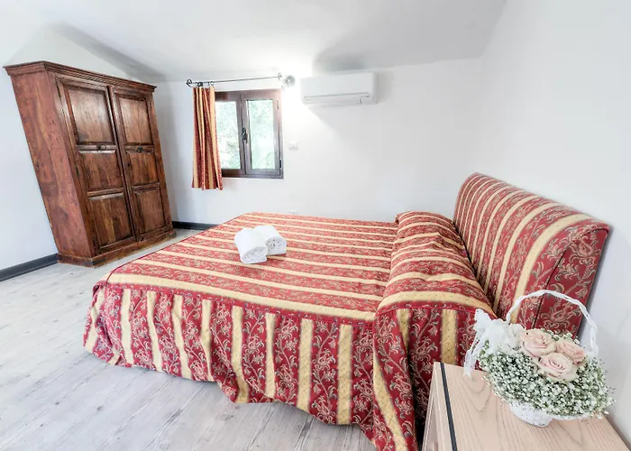 Prázdninový areál Ippotur Medieval 2*