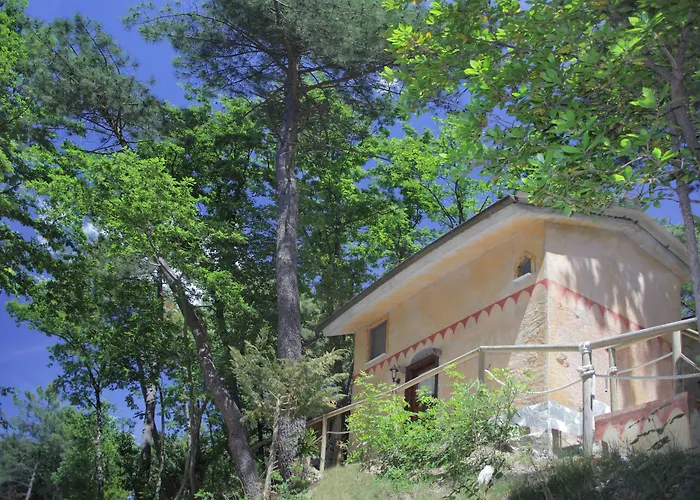 Prázdninový areál Ippotur Medieval Castelnuovo Magra